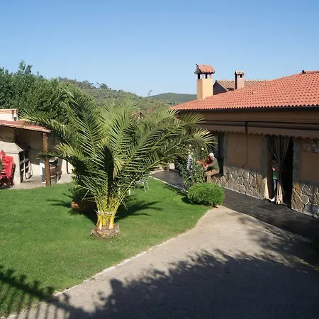 Venkovský dům Arroal *